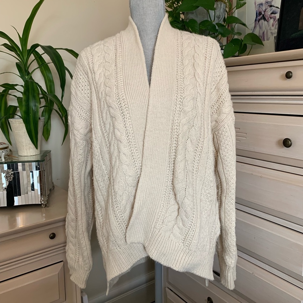 GAP Knit Cardigan